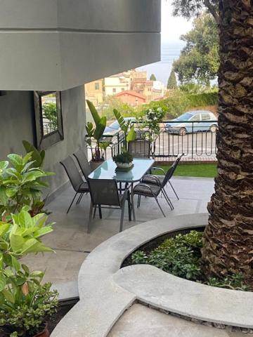 Villa Centaurea Apartment With Private Parking Таормина Екстериор снимка
